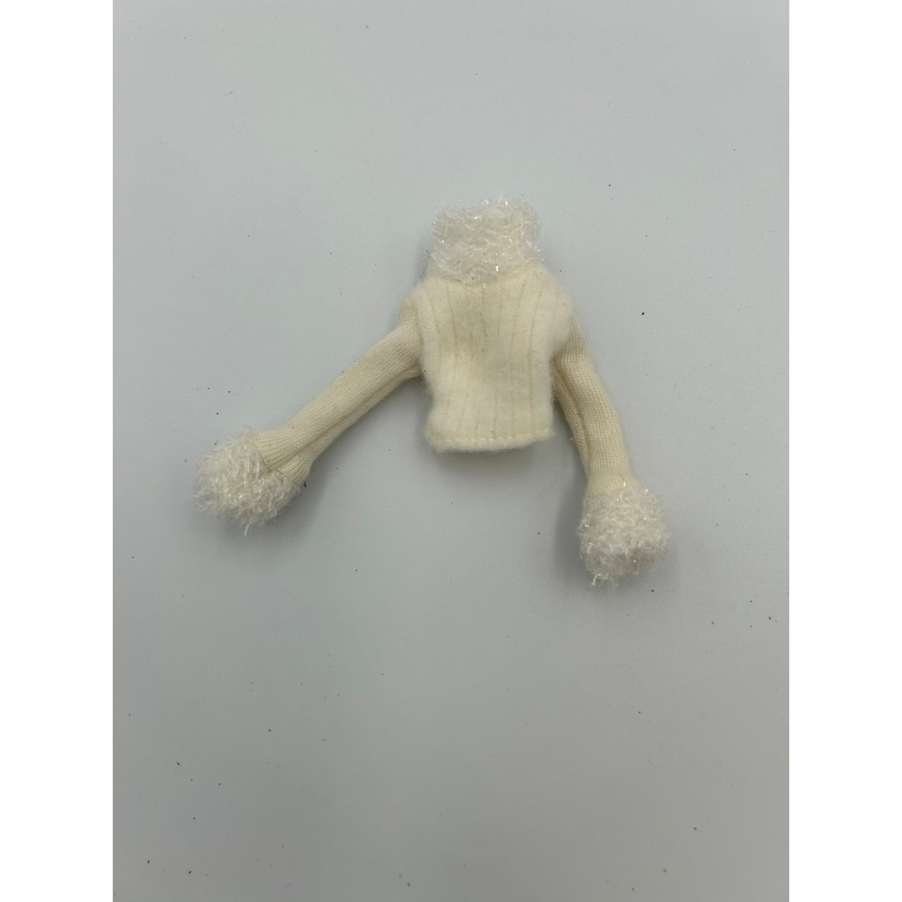 Bratz Wintertime Wonderland Cloe white top sweater